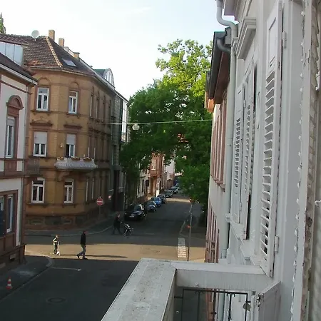 Guest house Nova Neustadt - Das Grune Gastehaus Neustadt an der Weinstrasse