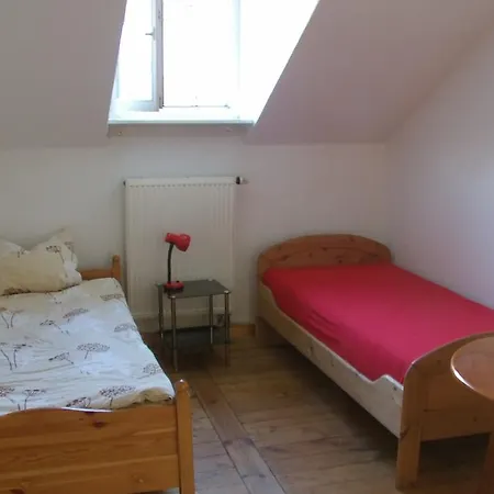Nova Neustadt - Das Grune Gastehaus Konukevi Neustadt an der Weinstraße